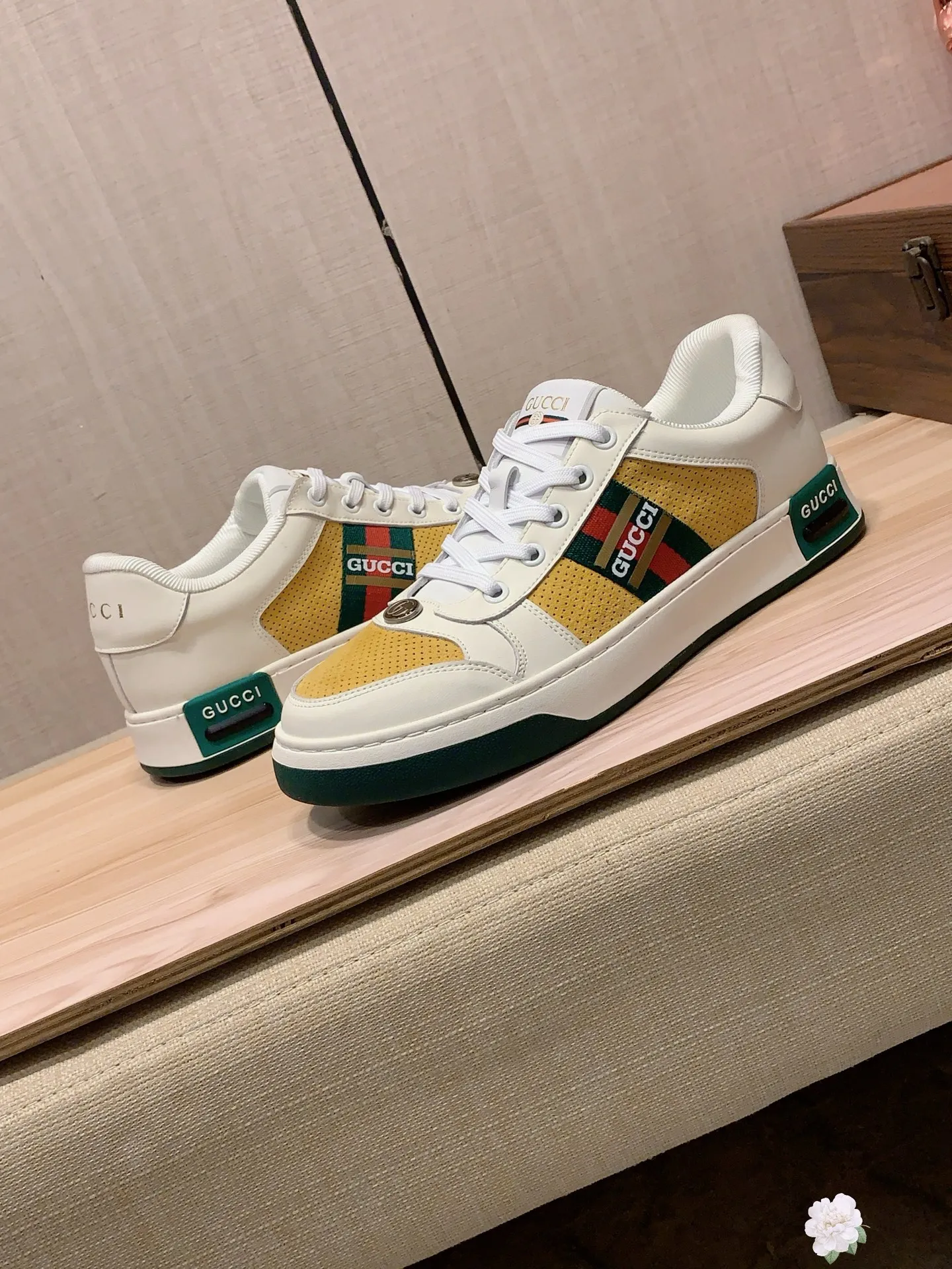 Men's Men's Shoes💰420💰💰🎩🎩[Lightning][Lightning] "Gucci*" The latest and most popular casual shoes, top brand [seduce] luxury ~ purchasing agency, top ~ quality. [Strong] The upper is made of imported breathable cowhide with fabric material ➕ Breathable sheepskin feet (•) and fine workmanship. The original stylish and stylish soft rubber wear-resistant and non-slip outsole is light and comfortable on the feet. The real thing looks better when photographed. 013: Size: 38-44, 3️⃣ colors selected